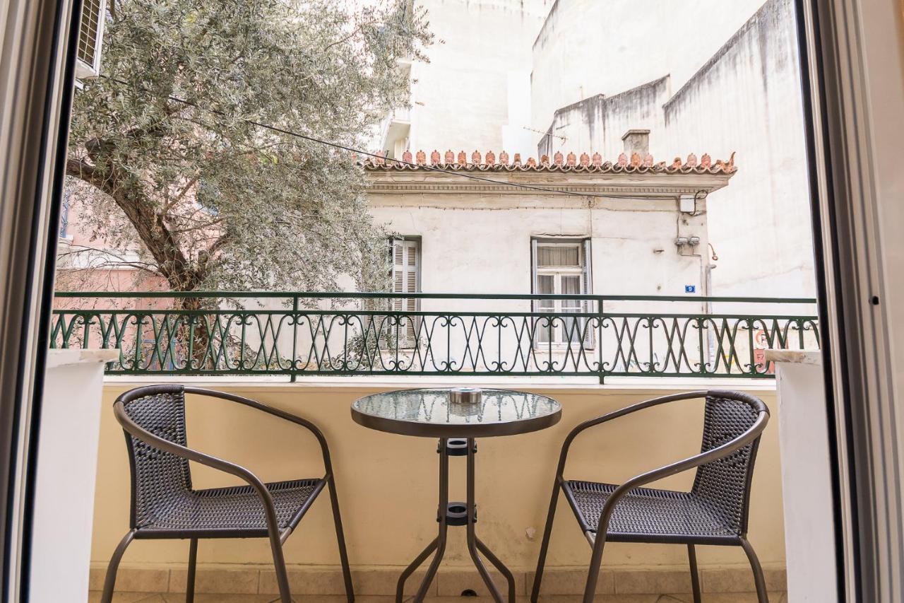 Family House Next To Acropolis Bed & Breakfast Athena Bagian luar foto